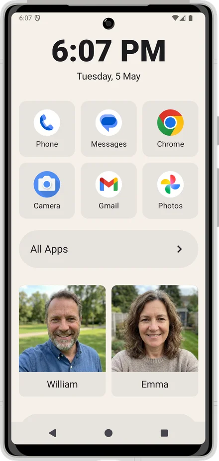 The Inglenook home screen showing large app tiles for Phone, Messages, Photos, and Maps